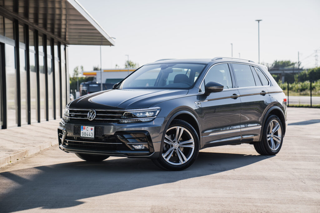 Volkswagen Tiguan 1.4 TSI Highline R-Line - 4Motion