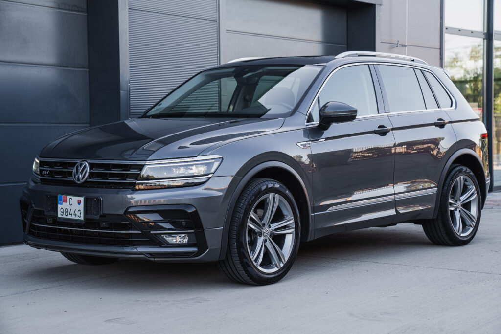 Volkswagen Tiguan 1.4 TSI Highline R-Line - 4Motion