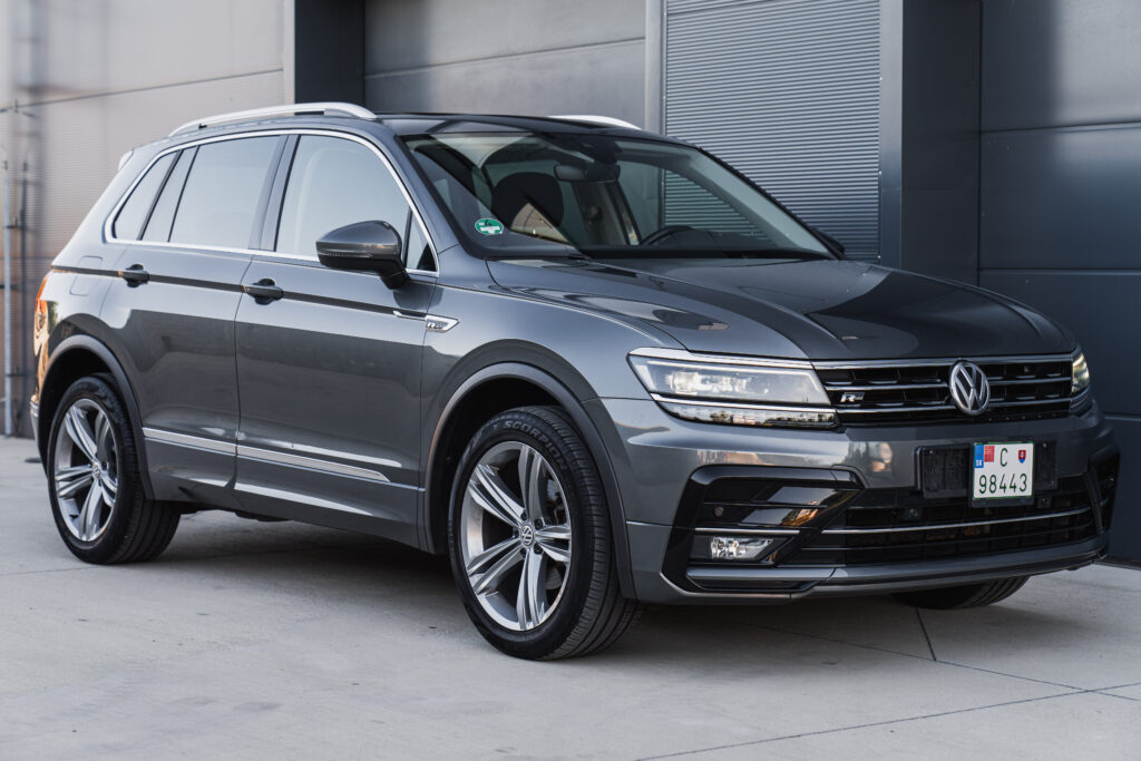 Volkswagen Tiguan 1.4 TSI Highline R-Line - 4Motion