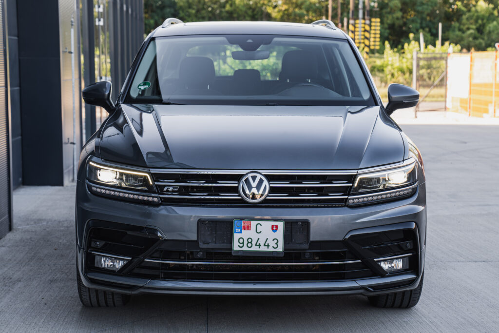 Volkswagen Tiguan 1.4 TSI Highline R-Line - 4Motion