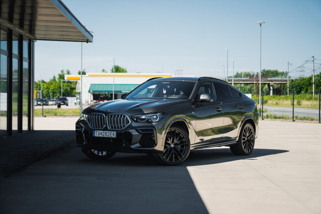 BMW X6 xDrive 40i mHEV A/T