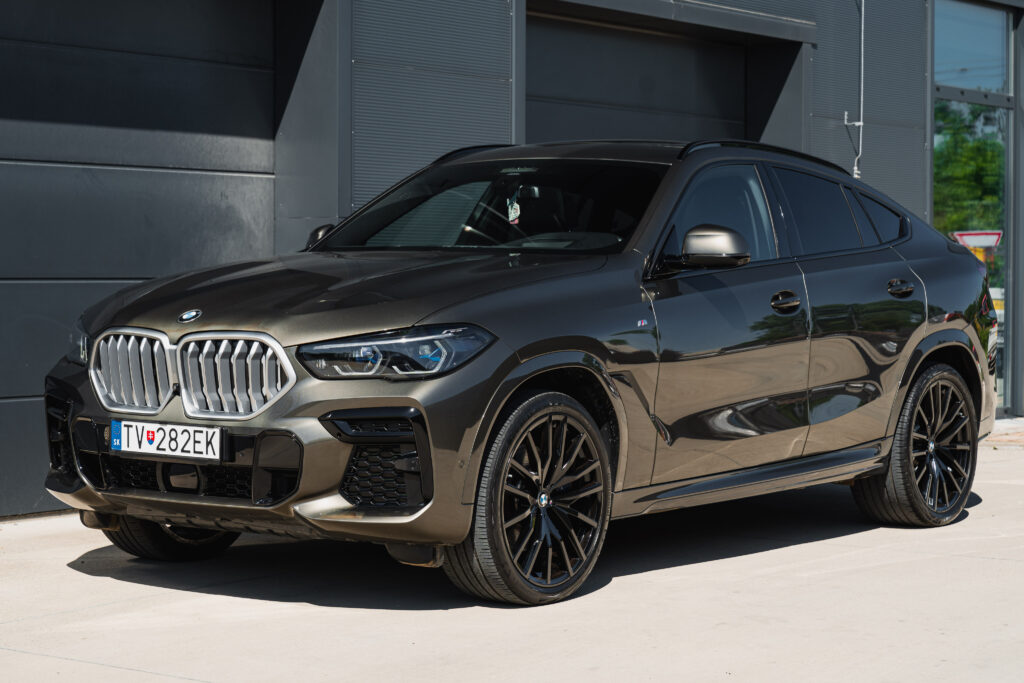 BMW X6 xDrive 40i mHEV A/T