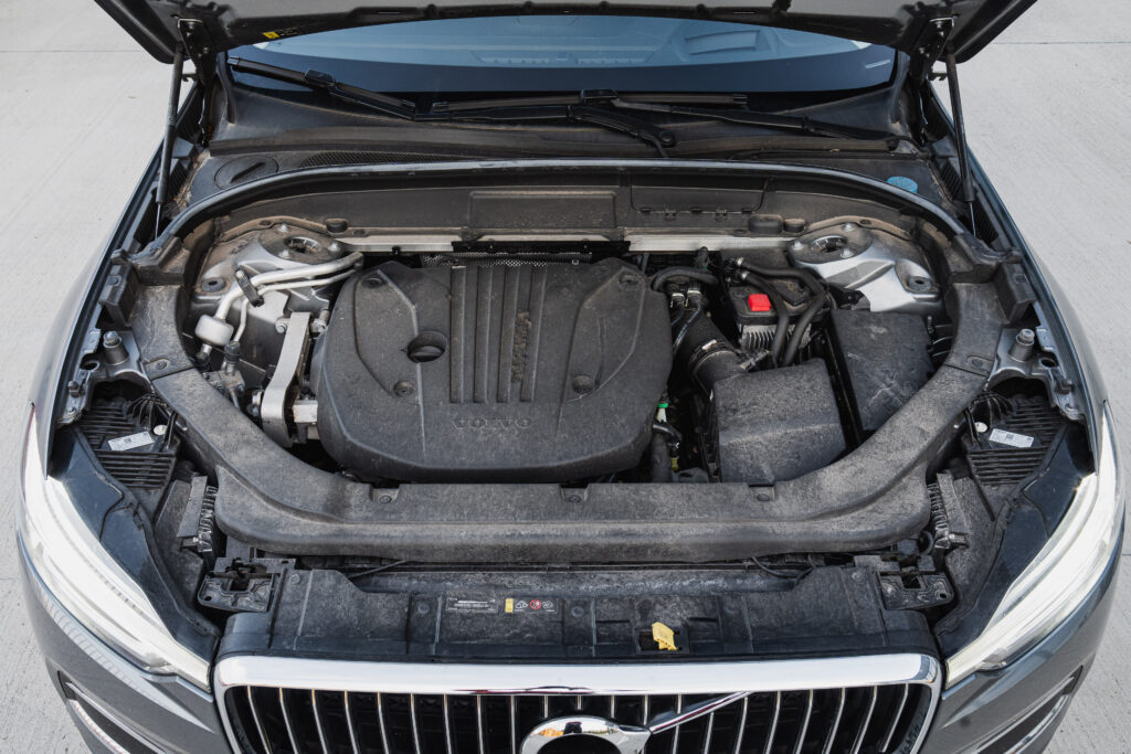 Volvo XC60 B4 Inscription A/T