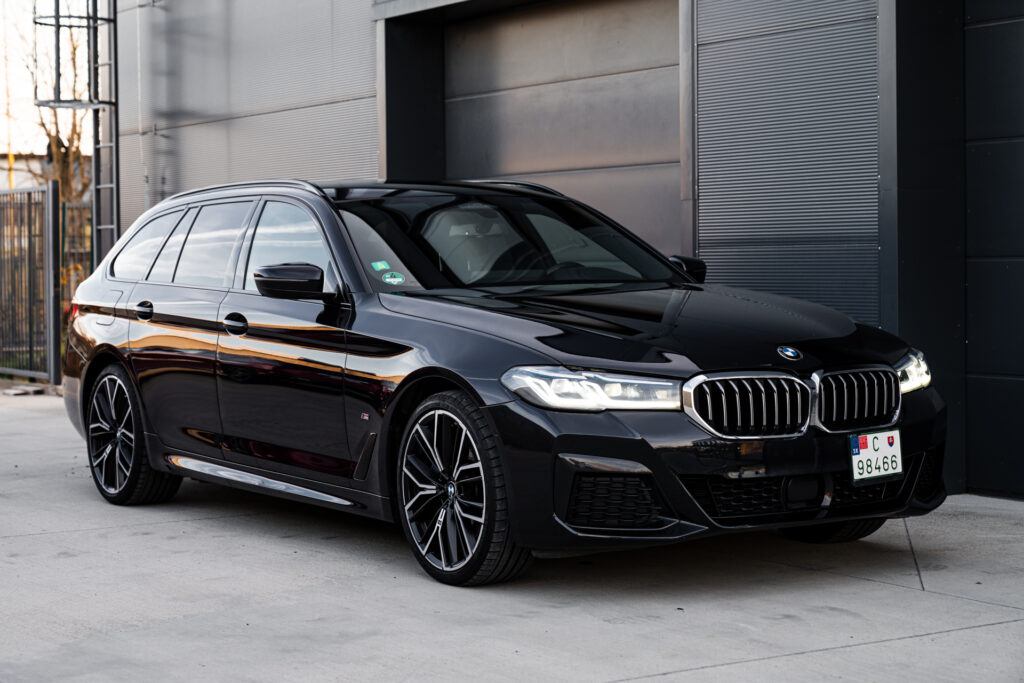 BMW Rad 5 Touring 520i mHEV A/T