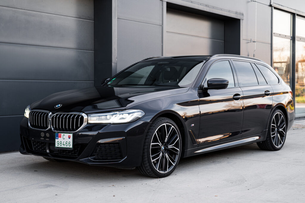 BMW Rad 5 Touring 520i mHEV A/T