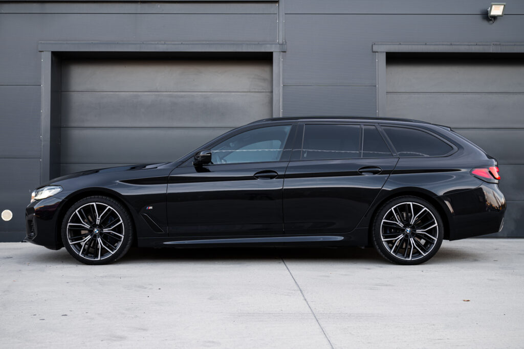 BMW Rad 5 Touring 520i mHEV A/T