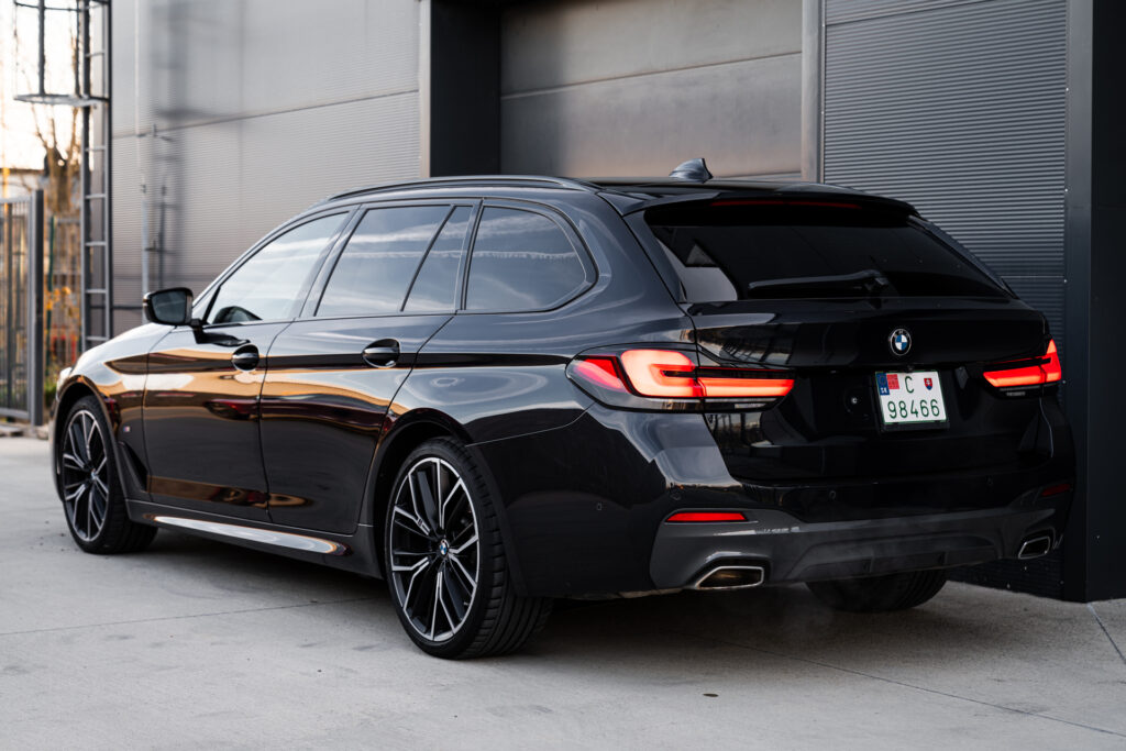 BMW Rad 5 Touring 520i mHEV A/T