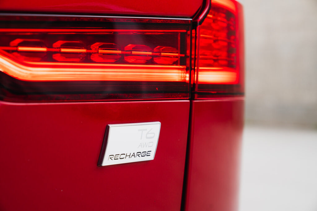 Volvo V60 T6 R-Design - Pohon všetkých kolies