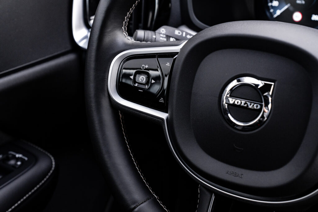 Volvo V60 T6 R-Design - Pohon všetkých kolies