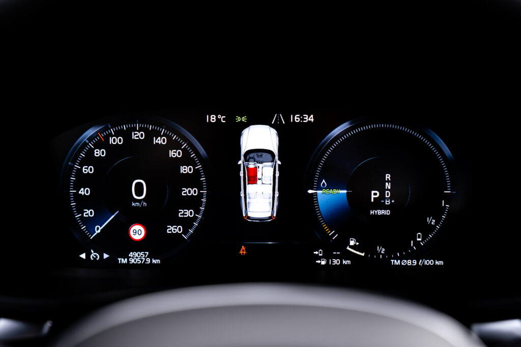 Volvo V60 T6 R-Design - Pohon všetkých kolies