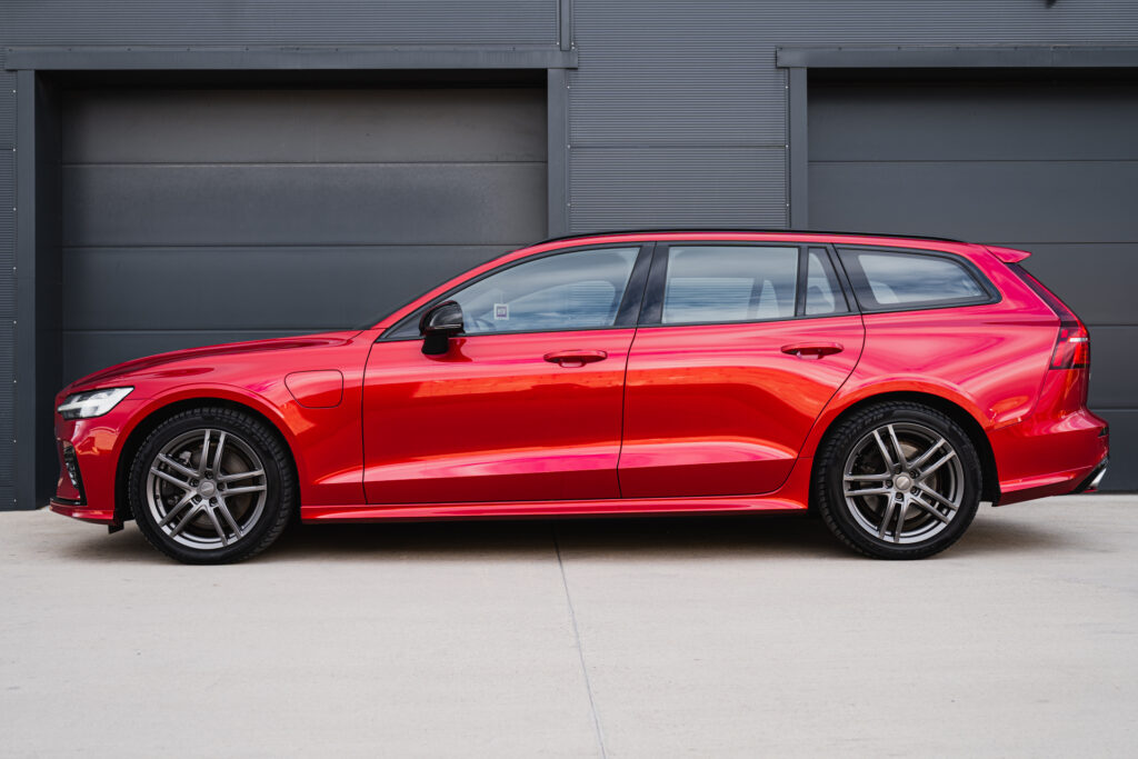 Volvo V60 T6 R-Design - Pohon všetkých kolies