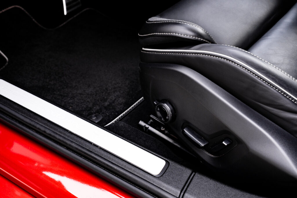 Volvo V60 T6 R-Design - Pohon všetkých kolies