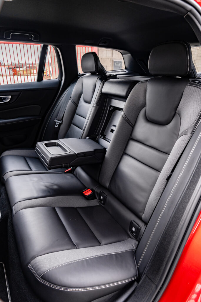 Volvo V60 T6 R-Design - Pohon všetkých kolies