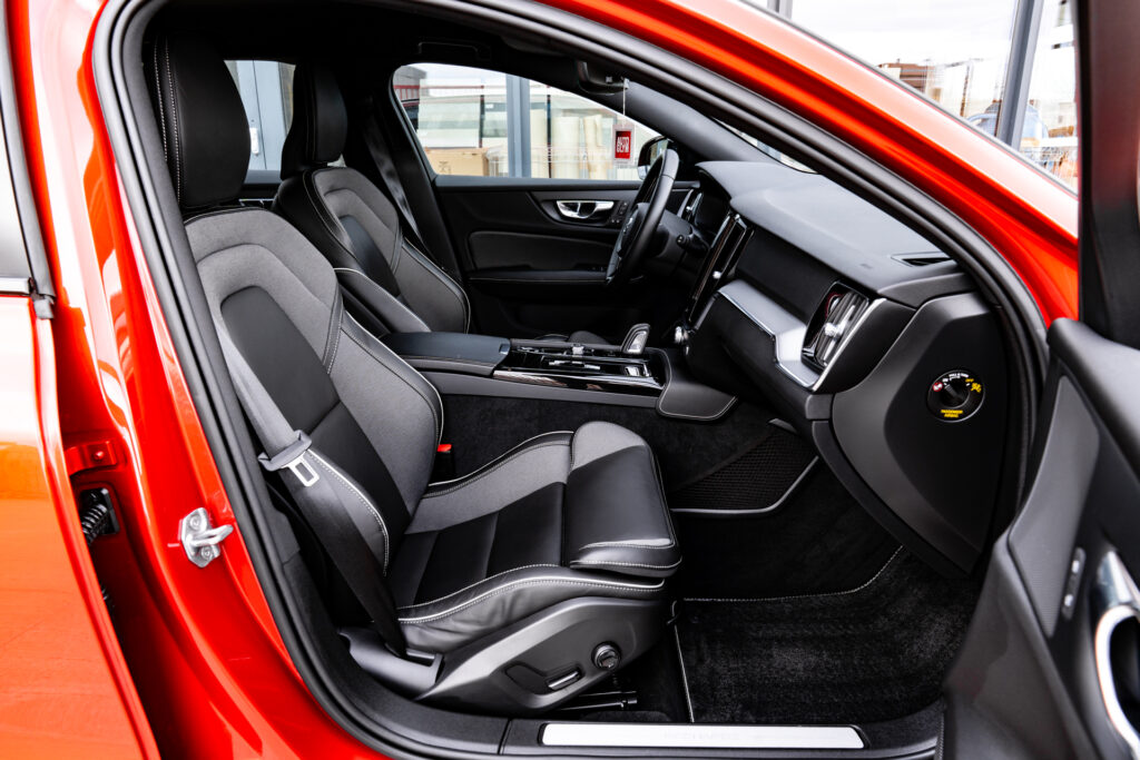 Volvo V60 T6 R-Design - Pohon všetkých kolies